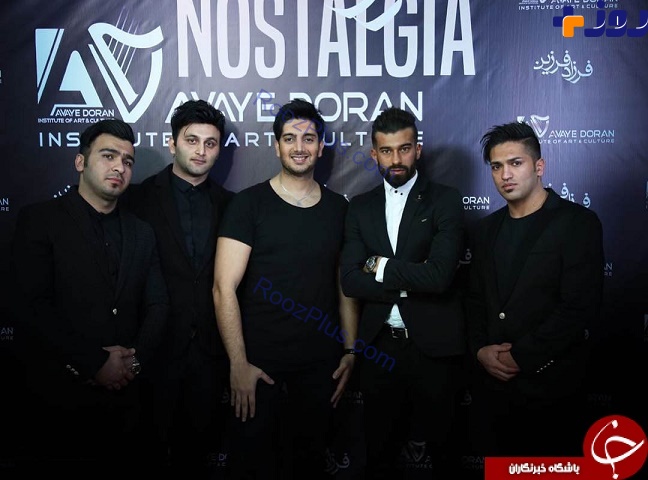 فوتبالیست معروف و دوستانش در کنسرت فرزاد فرزین+ عکس