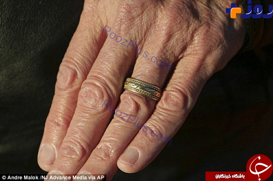 مردی که بعد از 15 سال به طور عجیبی حلقه خود را پیدا کرد+ عکس