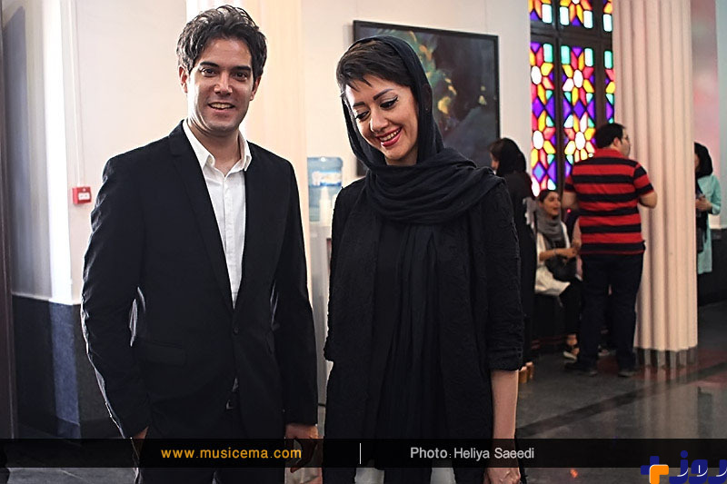 امیرعلی نبویان و همسرش در کنسرت حجت اشرف زاده/عکس