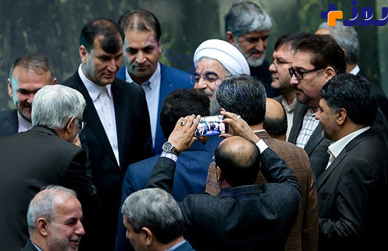 سوژه عکاسان در صحن علنی مجلس امروز +تصاویر