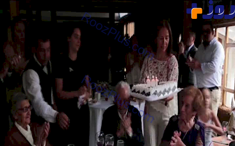 عکس/ جشن تولد مادر بزرگ 106 ساله