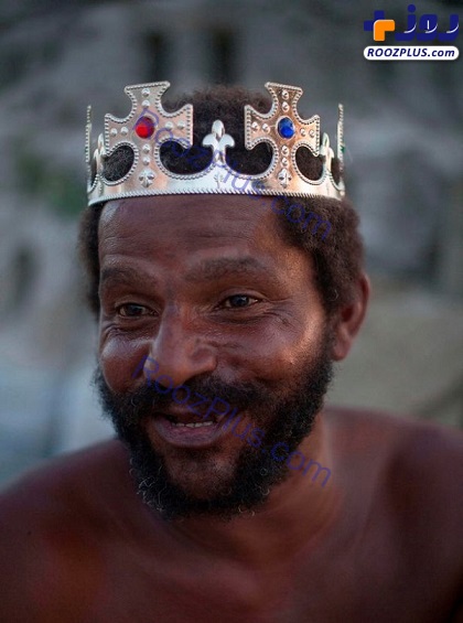 22 سال زندگی در قلعه شنی مرد را به پادشاهی رساند! +تصاویر