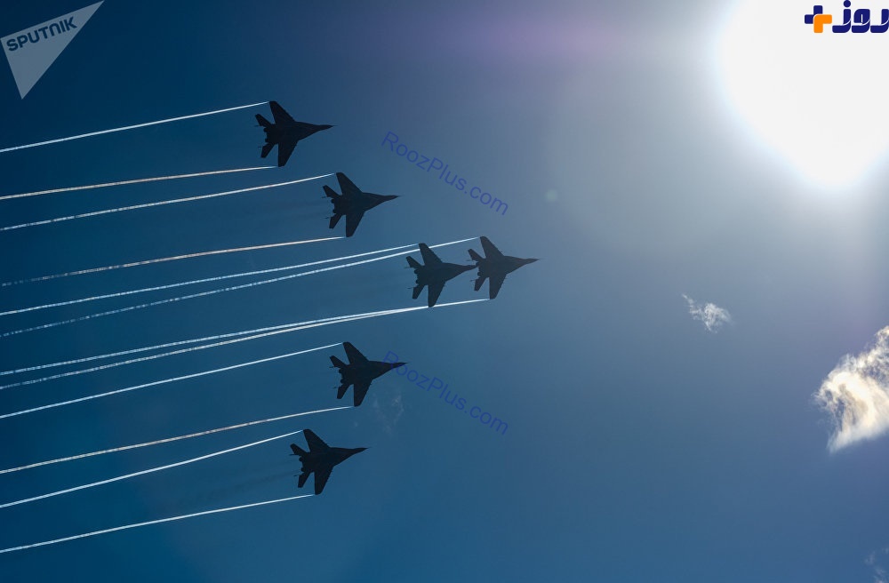 جشن ۱۰۵ سالگی نیروی هوافضای روسیه در سن پترزبورگ +تصاویر