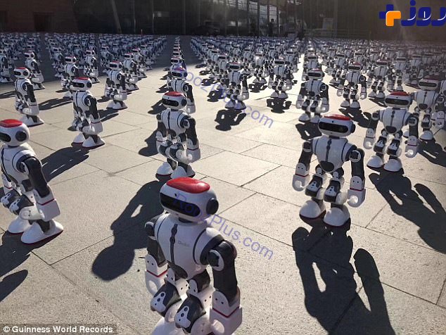ارتش ربات‌های ورزشکار در کشور چین +تصاویر