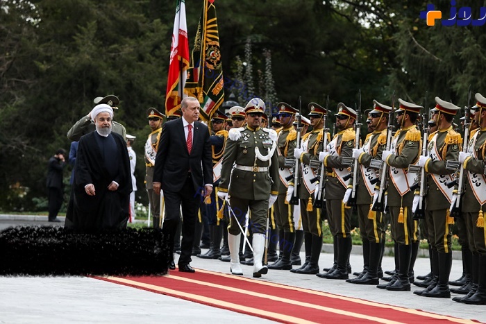 تصاویری جالب از استقبال روحانی از اردوغان