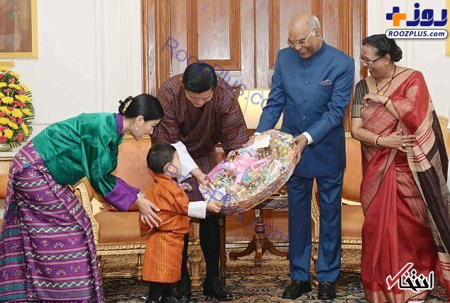 جلب توجه شاهزاده خردسال بوتان در سفر خارجی با پوشش سنتی +تصاویر