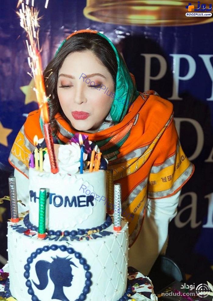 جشن تولد بازیگر زن در سالن زیبایی اش + تصاویر