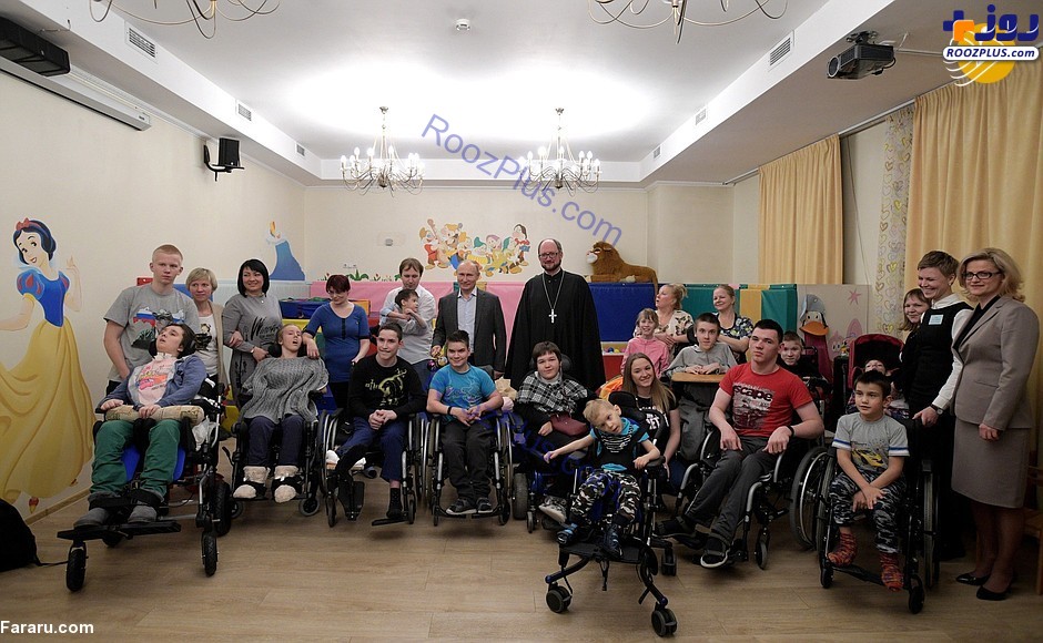 پوتین در بیمارستان کودکان+عکس