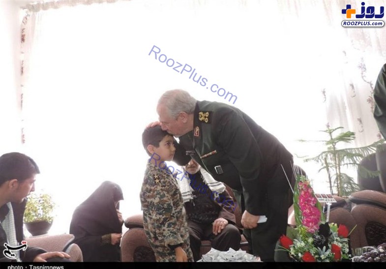 دیدار سرلشکر رحیم‌صفوی با خانواده شهید مدافع امنیت +تصاویر