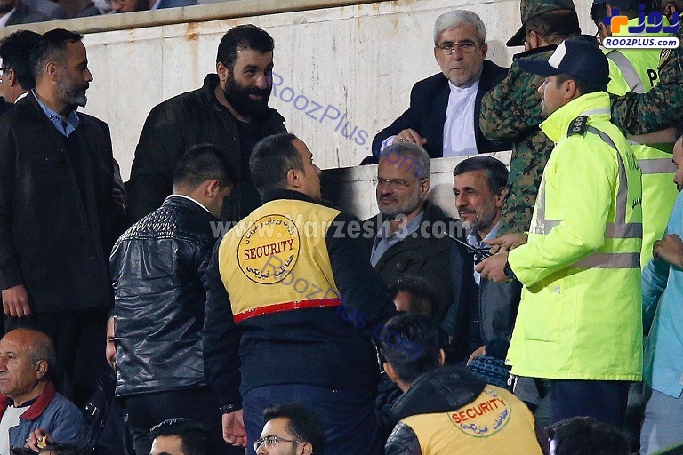 جنجال احمدی نژاد در ورزشگاه آزادی! + تصاویر