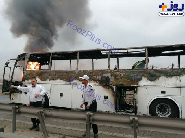 آتش گرفتن خودروها در انفجار لوله‌های گاز مسیر آزادراه اهواز به ماهشهر +عکس
