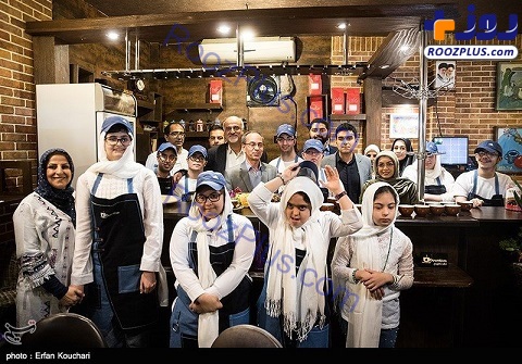کافه بچه های مبتلا به اوتیسم و داون در تهران+عکس