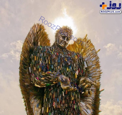 فرشته ای که از 100000 چاقو ساخته شده است!+عکس