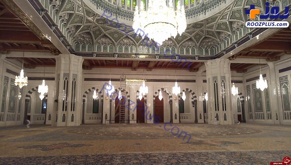 فرش ایرانی در یکی از زیباترین مساجد جهان +تصاویر