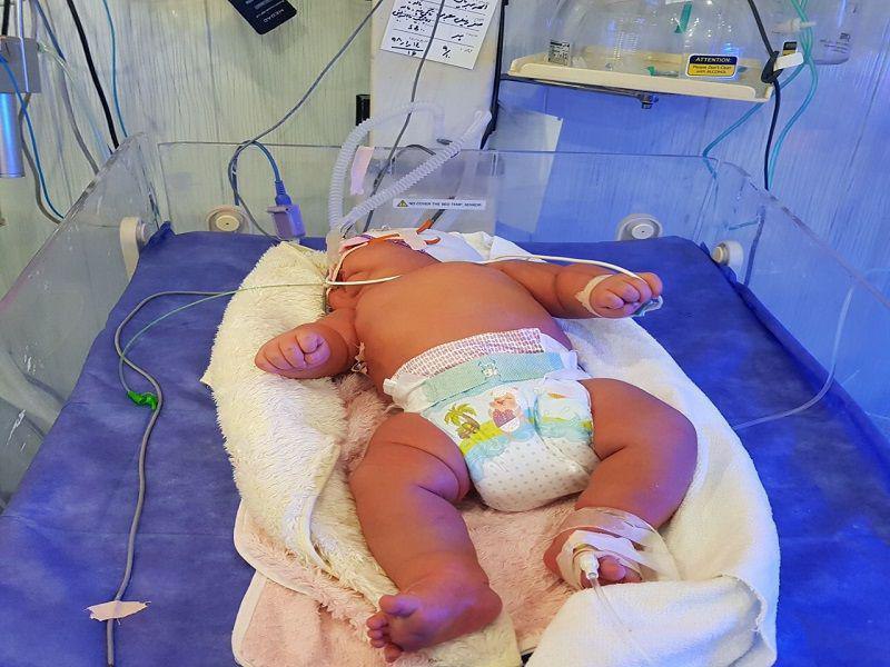 تولد سنگین وزن ترین نوزاد ایران‌ +عکس