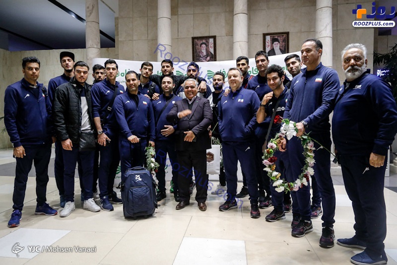 عکس/بازگشت ملی پوشان والیبال به ایران