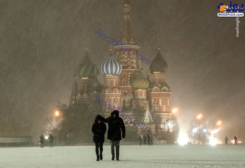بارش برف غیرمنتظره در مسکو +عکس