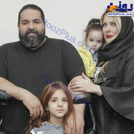 خواننده مشکی‌پوش همراه همسر و دخترانش +عکس