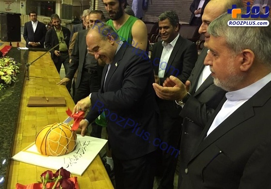 کیک تولد عجیب وزیر دولت روحانی +عکس