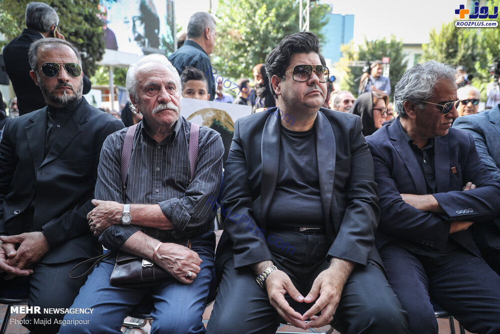 عکس/چهره های حاضر در مراسم تشییع پیکر داریوش اسدزاده
