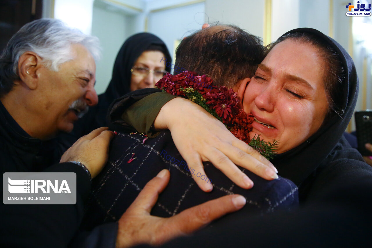 دکتر سلیمانی در آغوش همسر و فرزندان+تصاویر