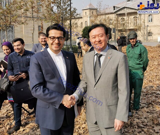 دیدار اتفاقی سفیر چین در ایران با موسوی در 
