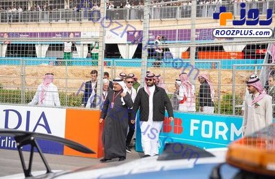 محمد بن سلمان به تماشای مسابقات فرمول E نشست/تصاویر