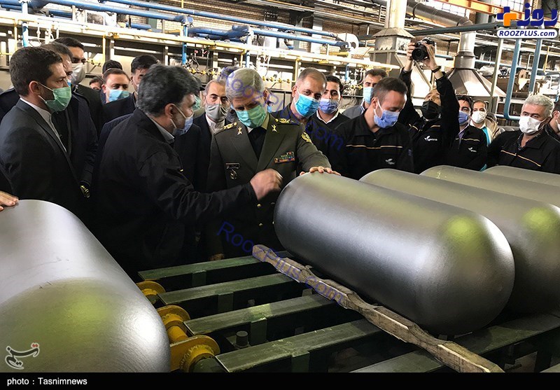 عکس/افتتاح کارخانه تولید کپسول های CNG کاوش توسط وزیر دفاع عکس/افتتاح کارخانه تولید کپسول های CNG کاوش توسط وزیر دفاع