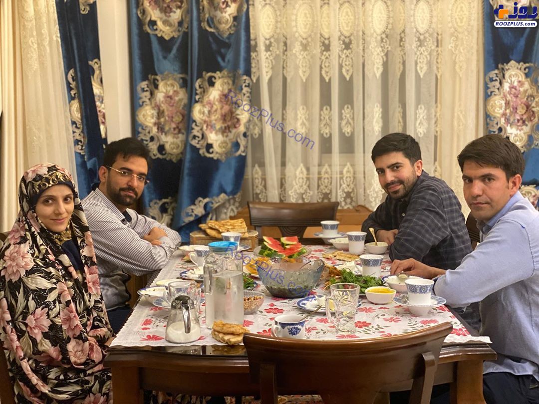 افطاری متفاوت آقای وزیر و همسرش با دو مهمان/عکس