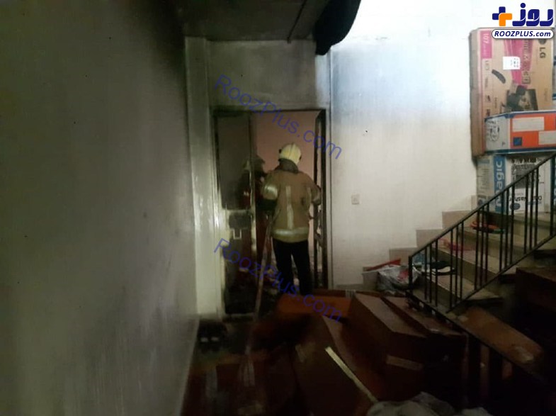 انبار لوازم خانگی در خیابان وزرا آتش گرفت +تصاویر