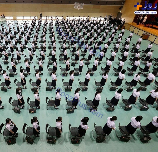 مراسم بازگشایی مدارس در ژاپن با رعایت فاصله گذاری اجتماعی +عکس