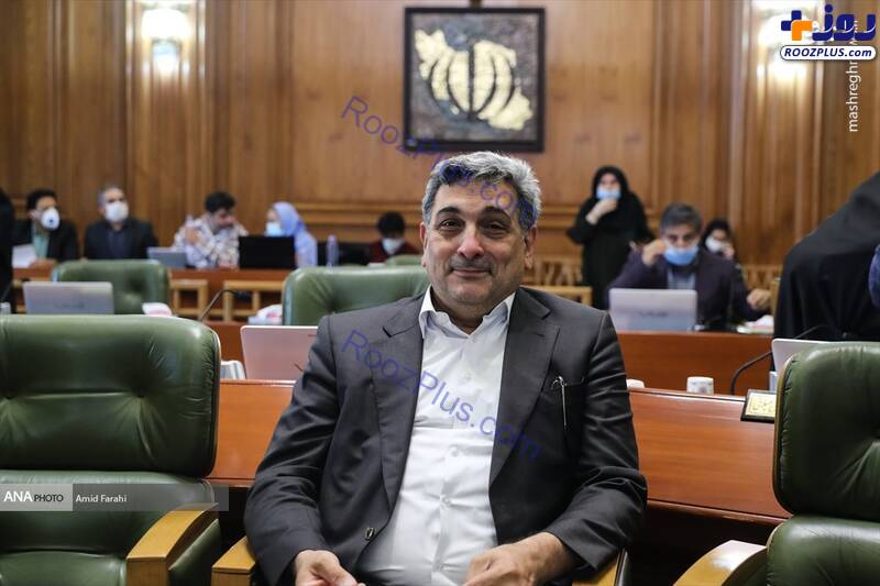 شهردار تهران در جلسه شورای شهر/عکس