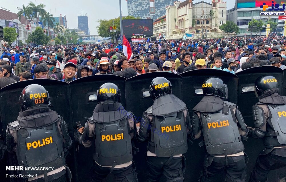 آشوب در اعتراضات کارگری اندونزی +عکس