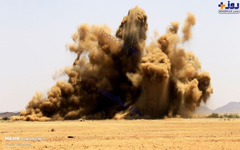انهدام ۳۰۰ هزار اسلحه بدون مجوز در سودان +عکس
