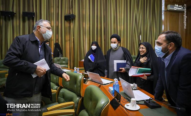 حضور شهردار تهران در جلسه شورای شهر/عکس