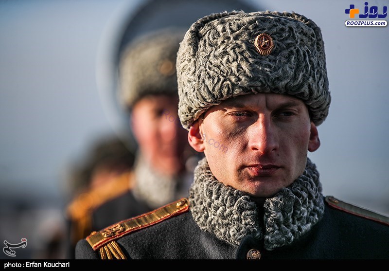 گارد تشریفات ریاست جمهوری روسیه در هوای سرد مسکو +عکس
