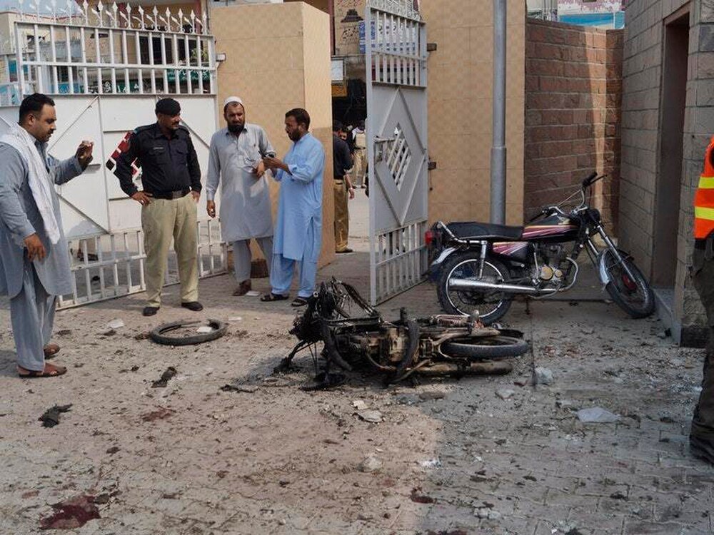 انفجار در شهر لاهور پاکستان / ۳ کشته و ۲۴ زخمی / وضعیت ۴ نفر از مجروحان وخیم است
