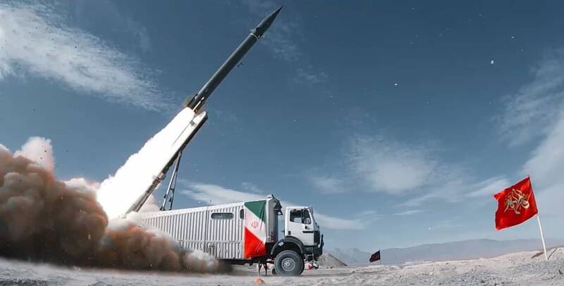 زلزال ایرانی؛ «اولین راکت توپخانه‌ای جهان با کلاهک جداشونده»/ هدیه ویژه به محور مقاومت برای عبور آسان از گنبد آهنین