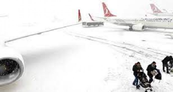 ببینید/وضعیت عجیب فرودگاه استانبول در پی تغییرات آب و هوایی