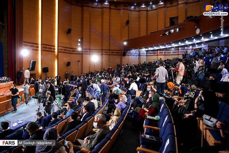 نخستین نشست خبری هشتمین رییس جمهوری ایران/عکس