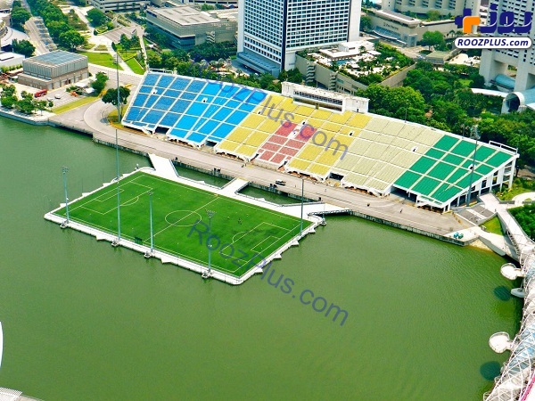 بزرگترین و خاص ترین زمین فوتبال شناور جهان در سنگاپور +عکس