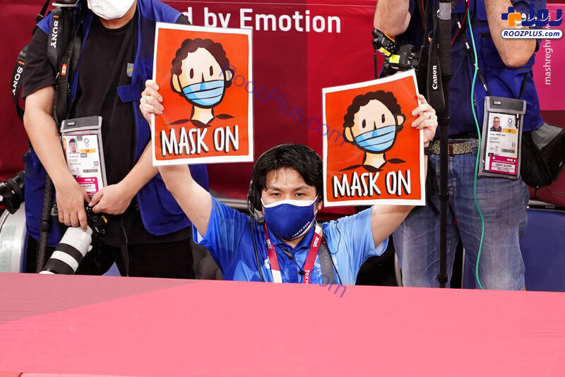راهکار ژاپنی‌ها برای عکس یادگاری قهرمانان بدون ماسک/عکس