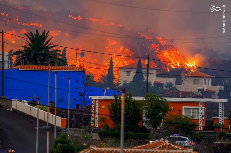 ورود گدازه‌های آتشفشان به خانه‌ها در جزایر قناری/عکس