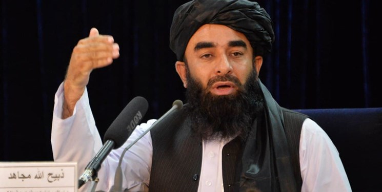 سخنگوی طالبان: داعش در افغانستان مانند عراق وجود ندارد؛ لغو مراسم تحلیف کابینه
