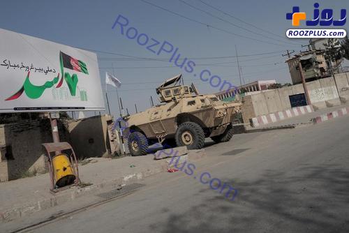 گشتزنی طالبان با خودروهای زرهی آمریکایی در کابل