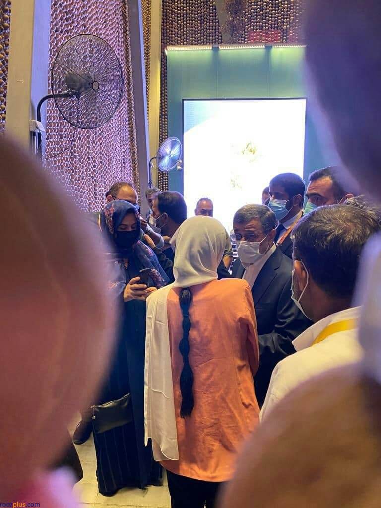گردش محمود احمدی نژاد و خانواده اش در دبی+عکس