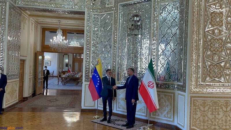 عکس/ دیدار و گفتگوی وزرای خارجه ایران ونزوئلا