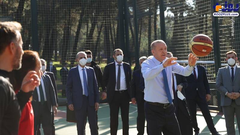 خودنمایی اردوغان مقابل دوربین ها در پاسخ به شایعات +عکس