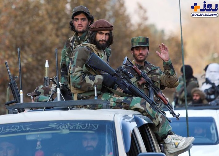ژست شبه نظامیان طالبان در رژه +عکس