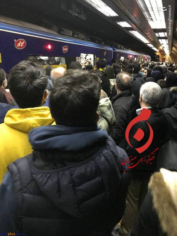 وضعیت عجیب ایستگاه متروی دروازه شمیران و ازدحام جمعیت/عکس